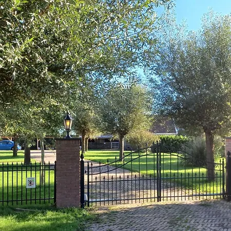 't Veldthuisje Penzion 4*