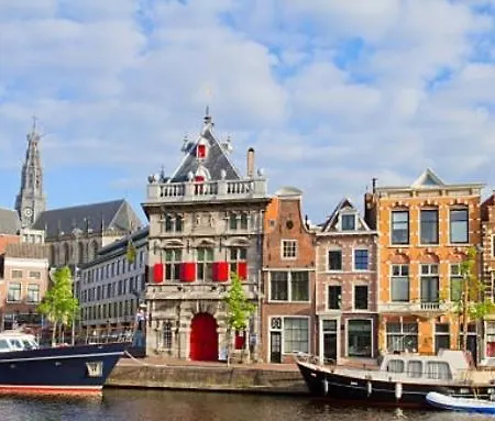 't Veldthuisje Penzion 4*