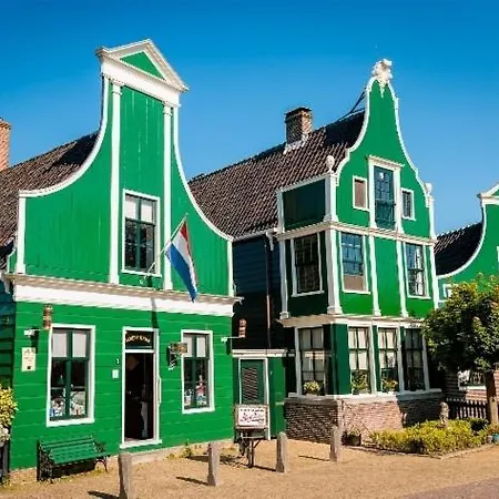 't Veldthuisje 4*