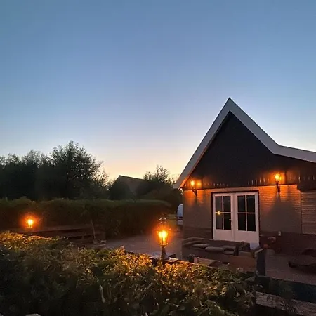 't Veldthuisje 게스트하우스 4*
