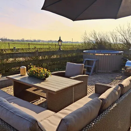 't Veldthuisje 게스트하우스 4*