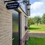 't Veldthuisje بيت ضيافة 4*